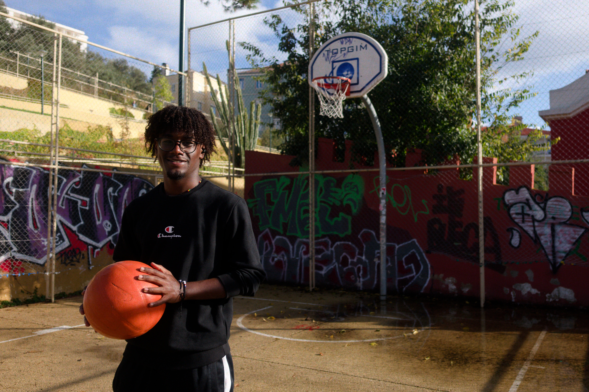 Ricoh GR IV Potrait shot with the Black Glimmerglass 1